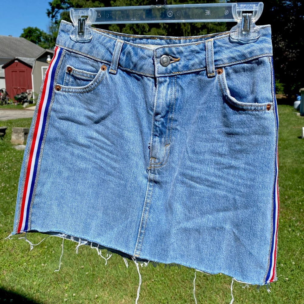 Topshop denim mini skirt - NEVER WORN  
- US size4